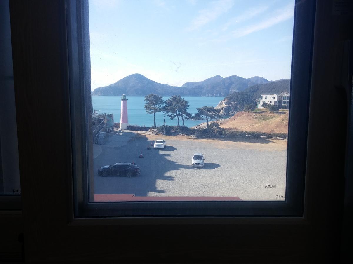 Geoje Haebaram Pension Exterior photo